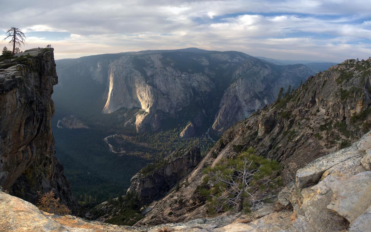 Taft Point @ Yosemite, California